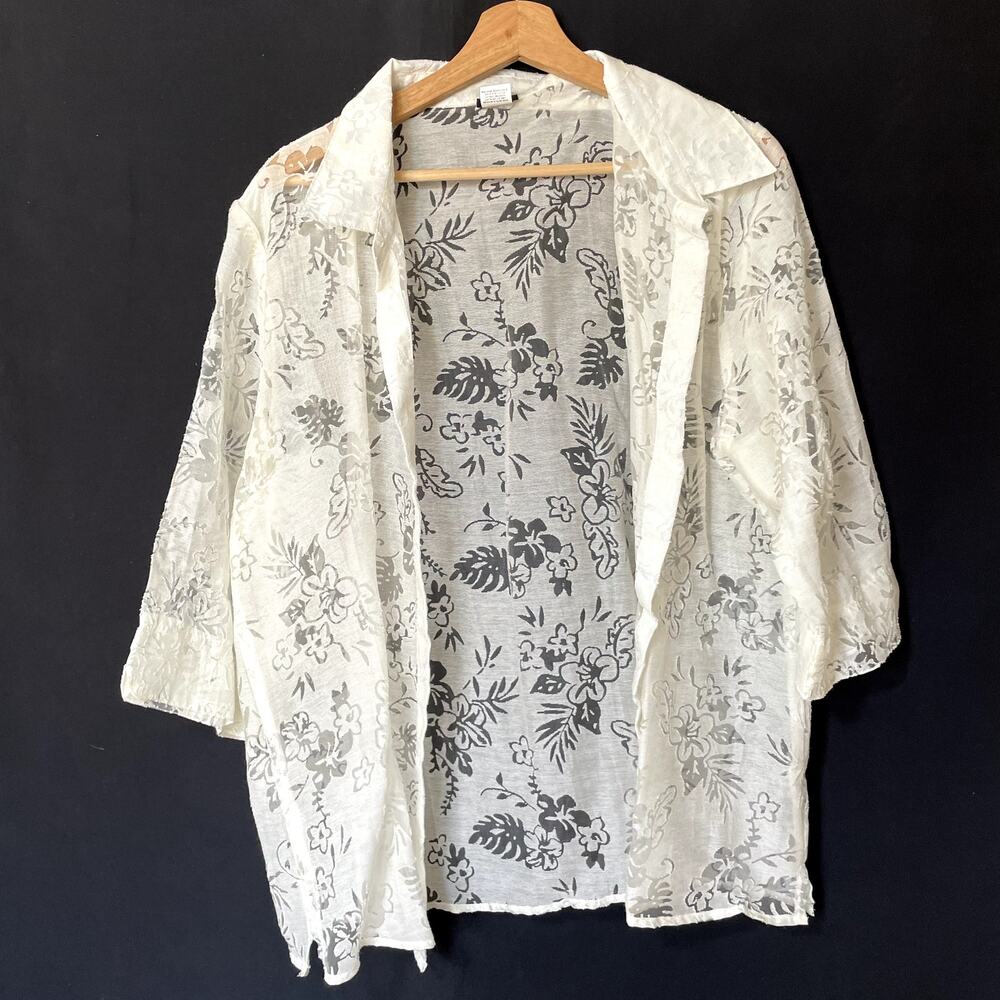 Salon Studio long sleeved button down lace floral sheer shirt women's XL